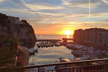 Gorgeous penthouse in Marina of Fontvieille 
